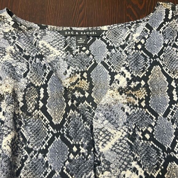 Zac & Rachel Button Up Blouse Size XL - Picture 2 of 5